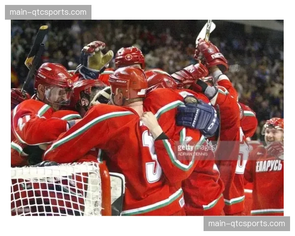 《冰球史》系列图书第三卷出版，聚焦1970-1990年代